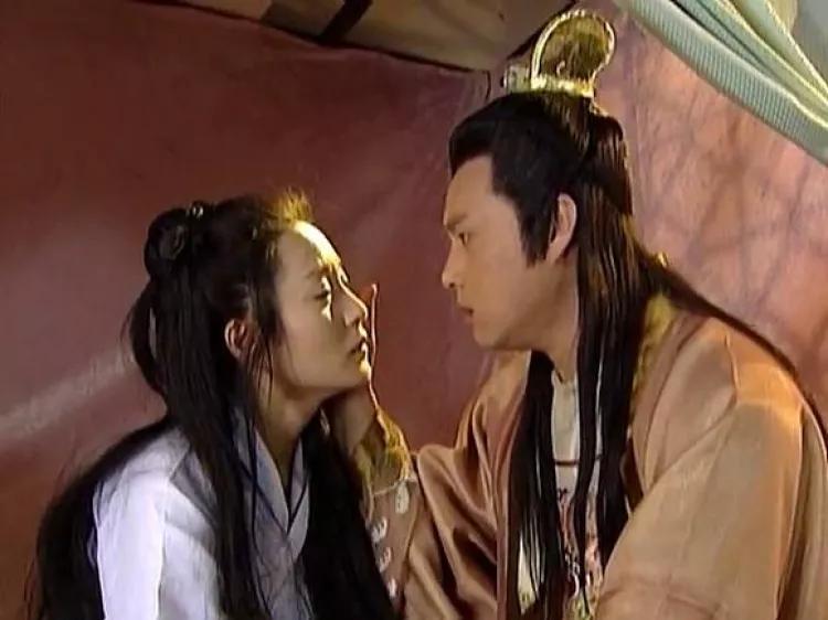 极度烧脑穿越剧他们会经历什么,穿越剧推荐2019烧脑