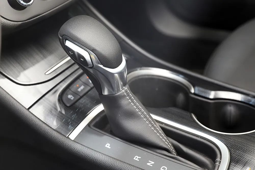 别克威朗20款20t试驾,驾驶别克威朗