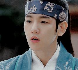 嗨，你好，错了错了，重新来，害，你好，这些韩文到底在说什么