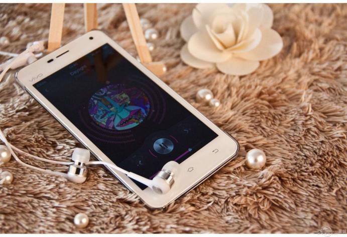 vivox系列与iqoo系列有什么区别,vivo的iqoo系列和x系列怎么选