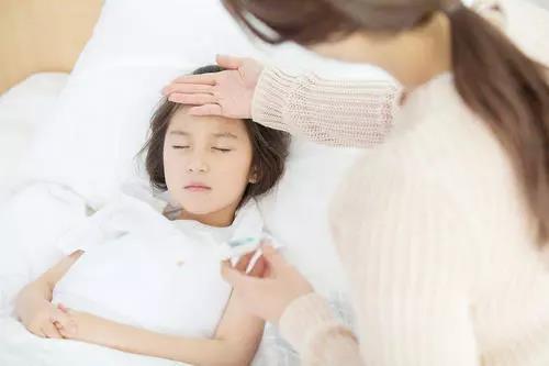 育儿期感冒最快有效的方法,宝宝感冒护理小贴士视频