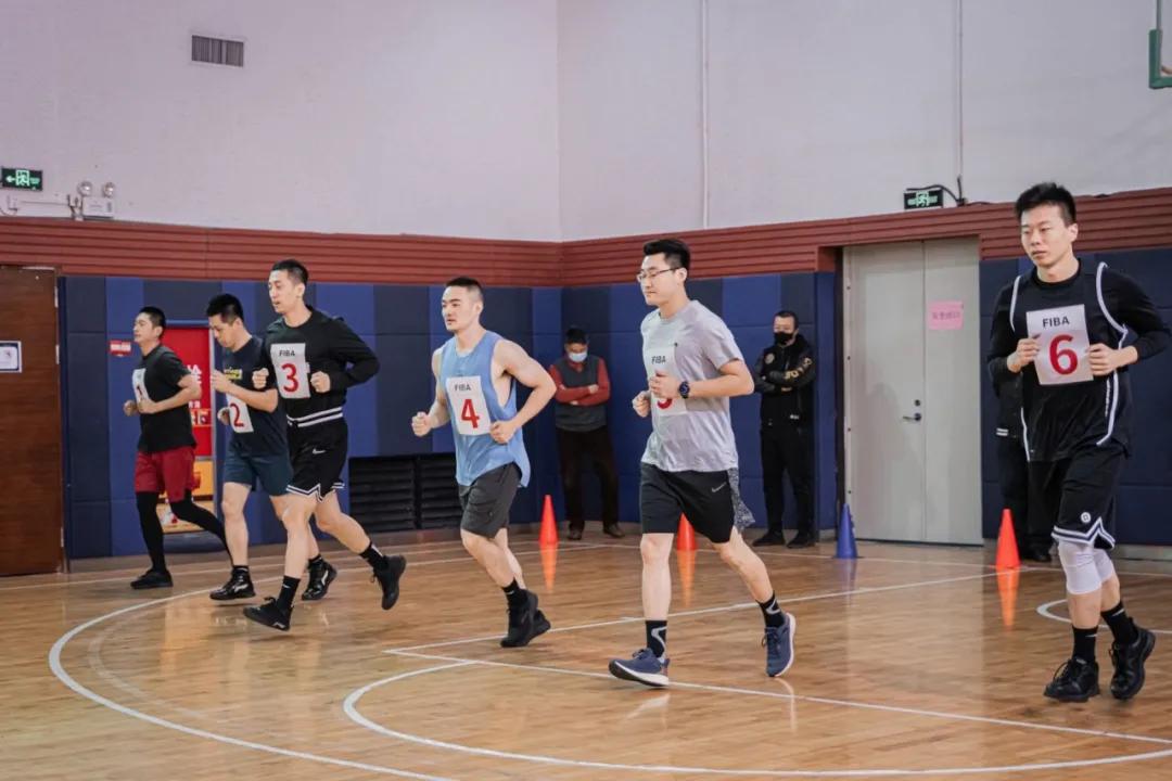 国际篮联教练认证含金量,国际篮联裁判技术规则