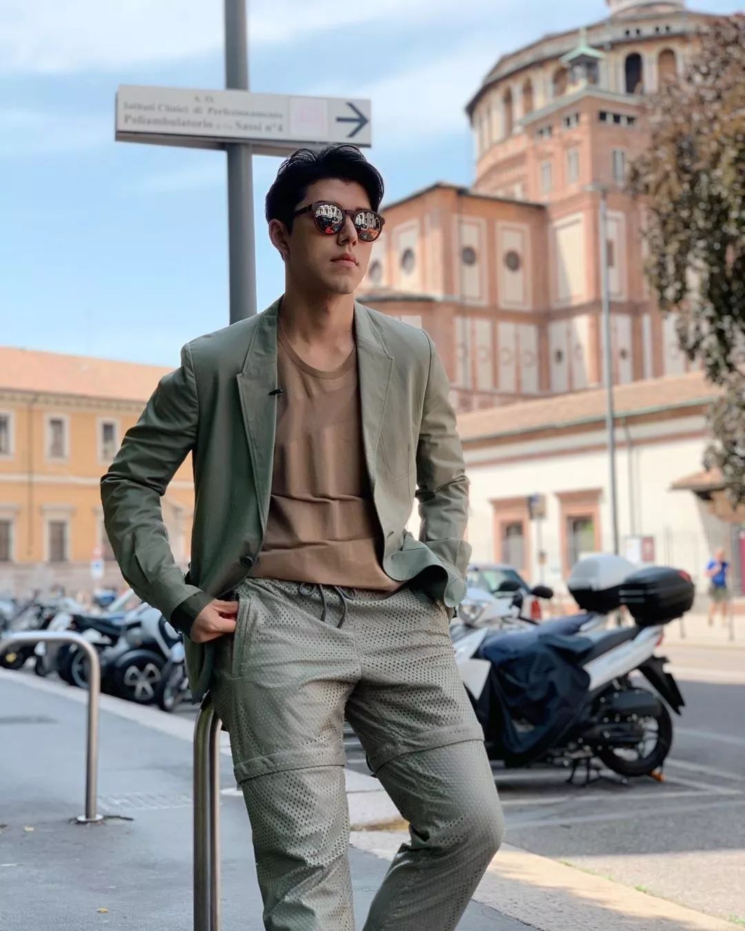 跟着ins学秋冬穿搭,ins简约穿搭男博主