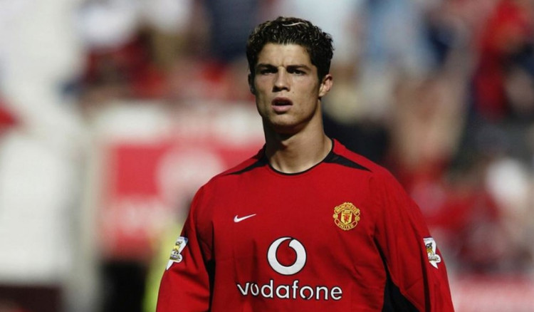 c罗加冕足坛历史第一人,c罗加冕足坛历史射手王