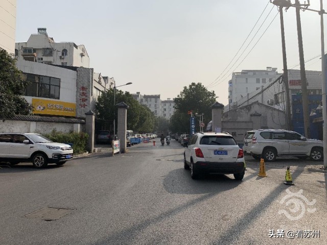 关于小区业主停车收费问题,业主有车位停车要收物业费吗