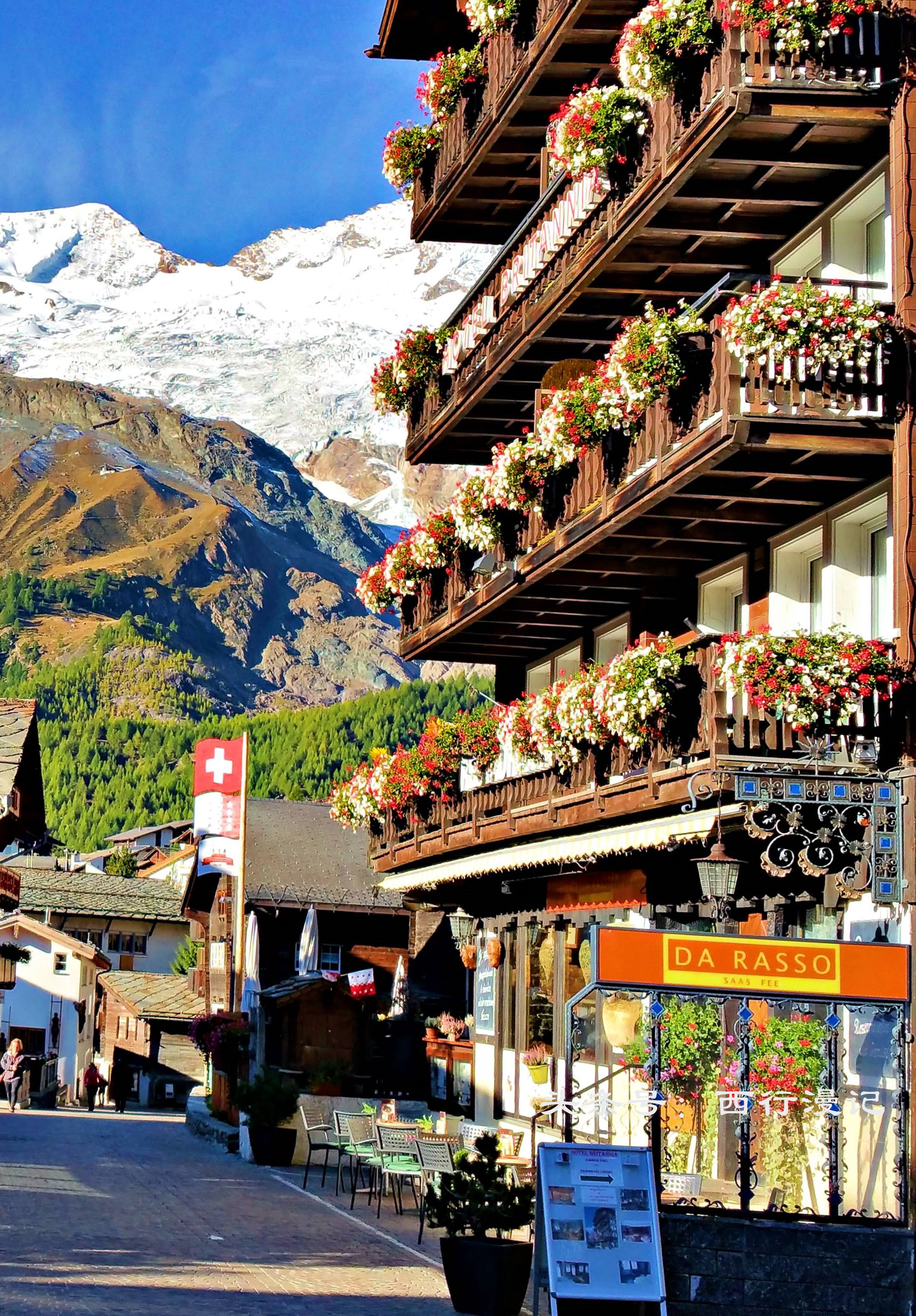 瑞士风景绝美的山,瑞士绝美的山村风光