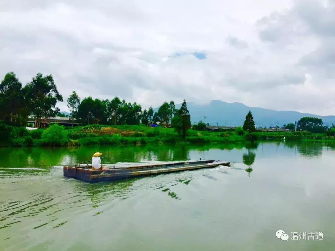千年古村平阳县鸣山村古城夜景,平阳昆阳鸣山古村落