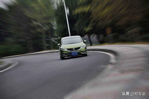 2年才贬值1万块，11万买辆奶爸车本田杰德，竟然比GL8还好用？