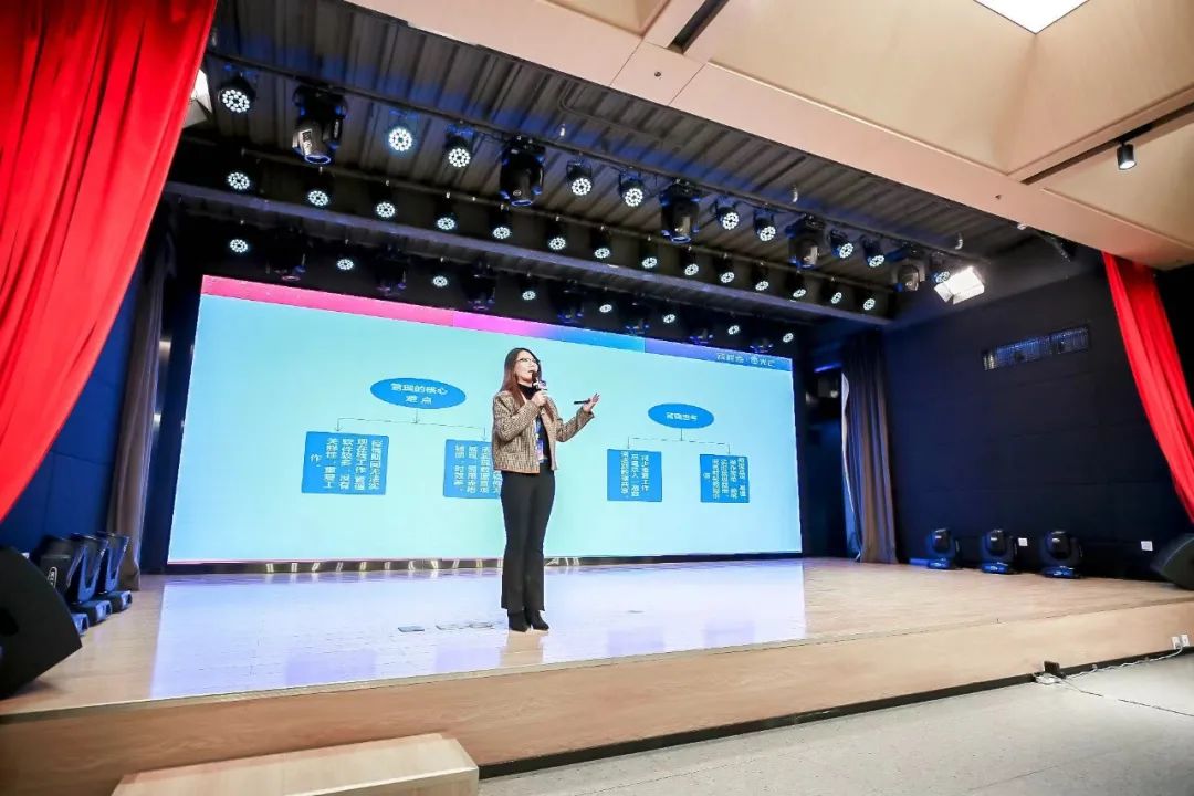 碧海怡景放弃知名管理软件选择「企企管理云」实现数字化管理升级