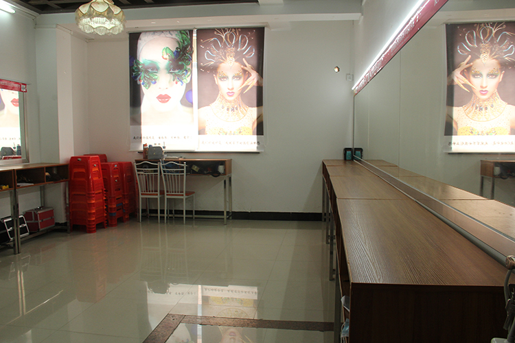 麦田视觉美妆培训学校多少钱,麦田视觉美妆学校怎么样