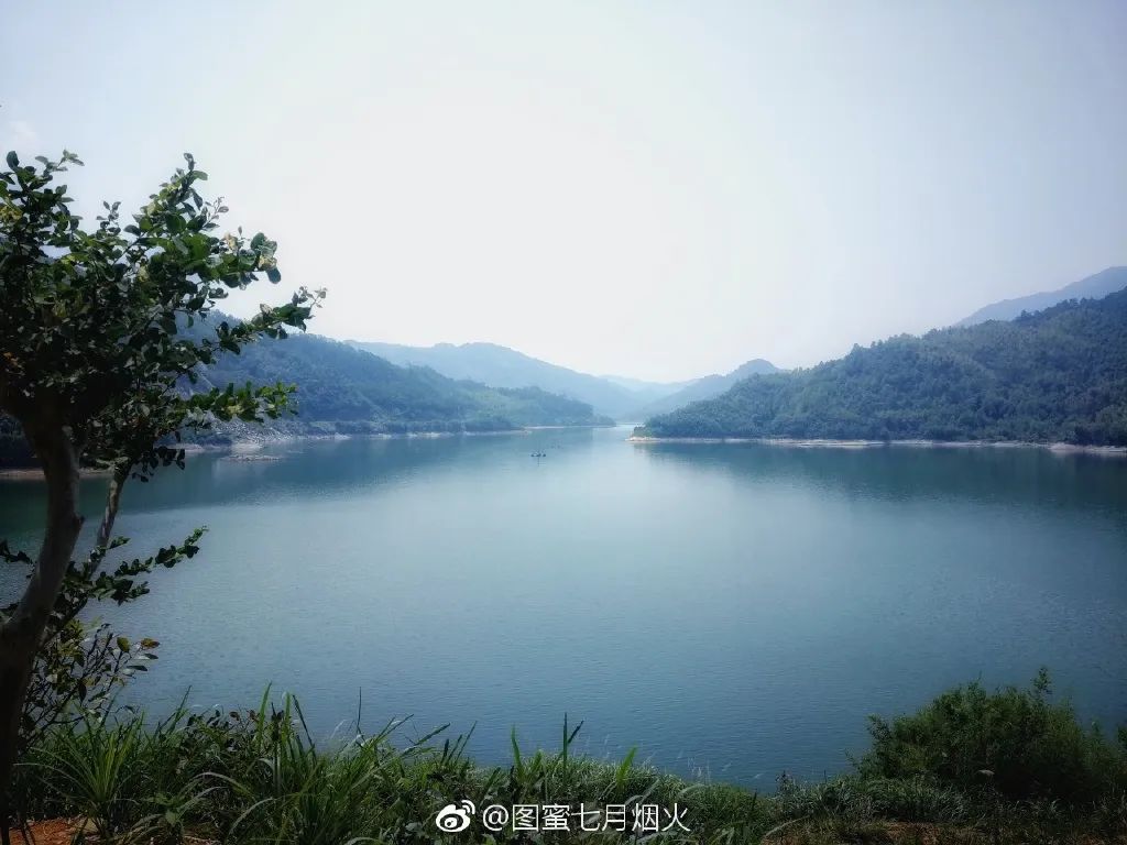 池州藏最新原生态避暑地，荷花海石海瀑布禅寺，不知名无门票却美