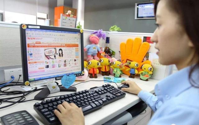 淘宝拼多多的杂牌手机能买么,拼多多淘宝跟实体店的家电一样吗