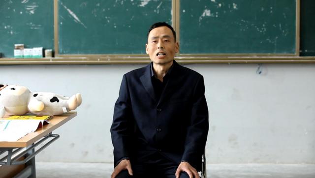 村里的男人都出去打工了电视剧,村里的男人们都外出打工了