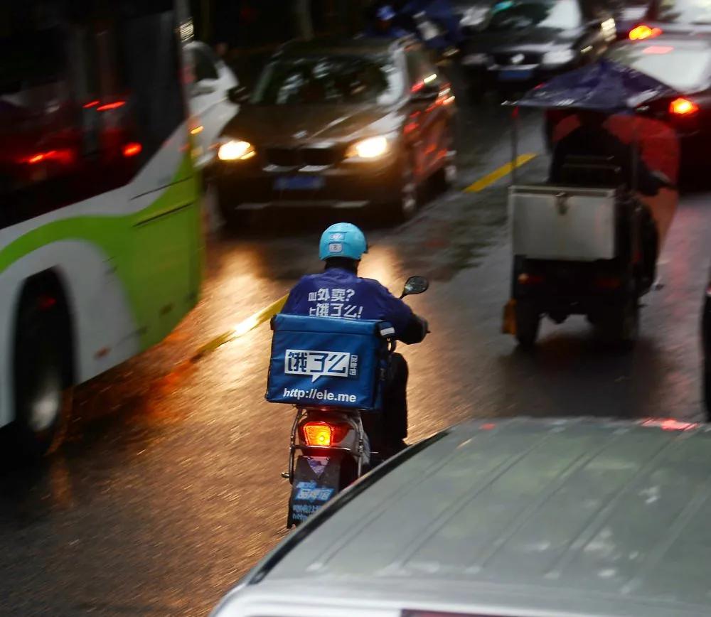 月入过万外卖骑手一天能跑多少单,外卖骑手你以为真的能月入过万