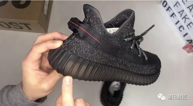 yeezy350黑满天星真假对比,yeezy350黑满天星和黑玛瑙的区别