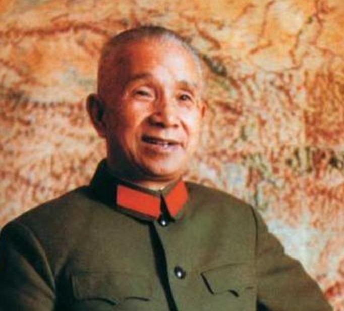 陈毅元帅幼子陈小鲁，和粟裕女儿成婚，晚年两人环游世界