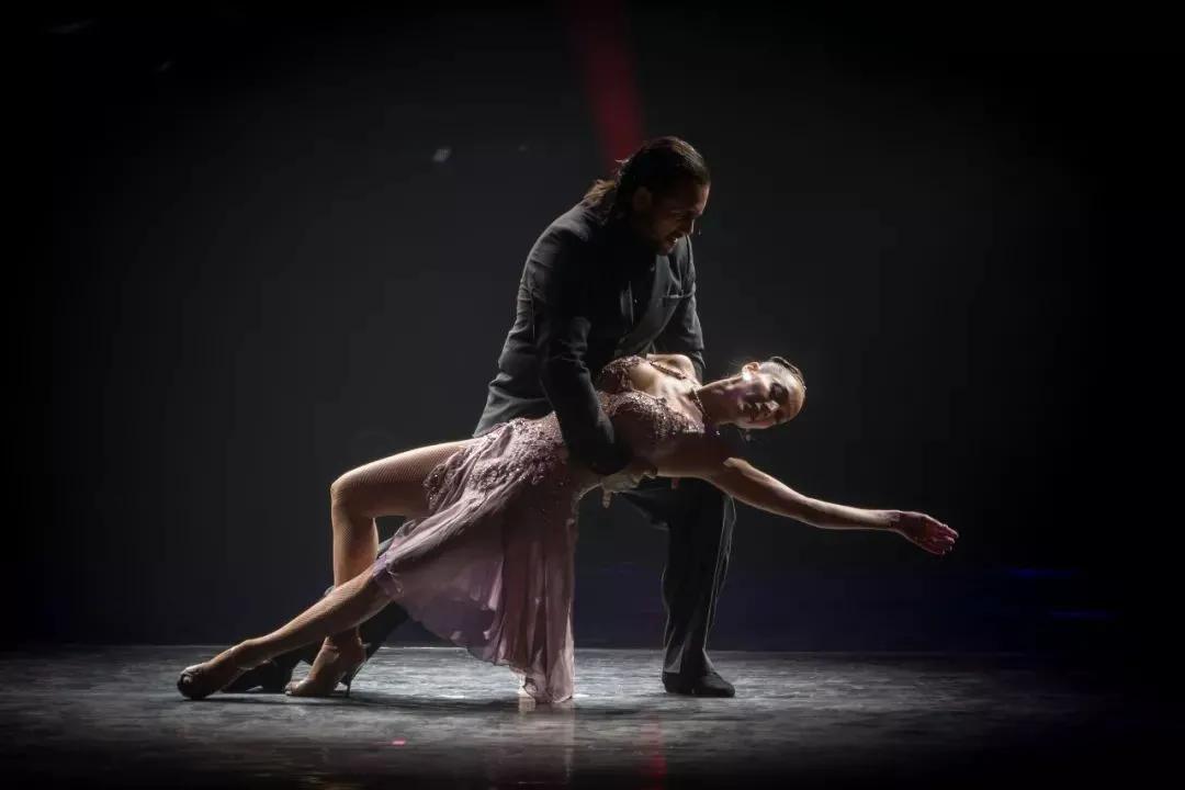 好文分享深度思考每日书摘,好文分享聆听