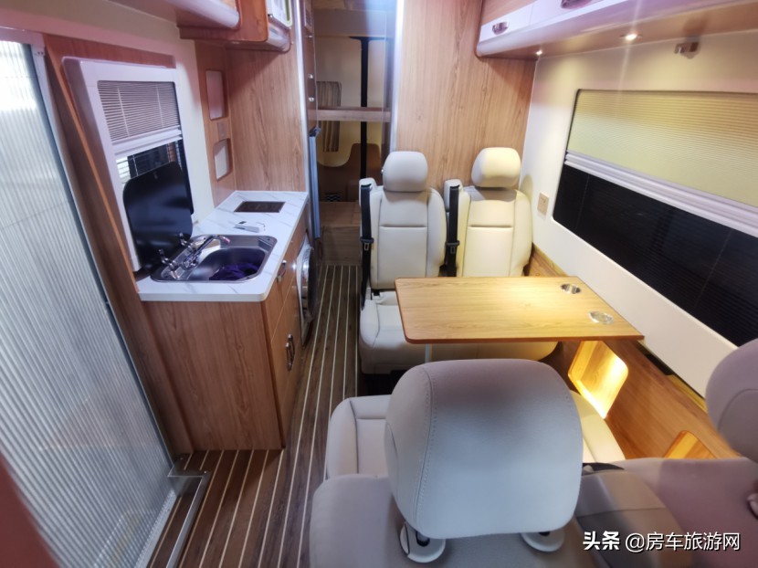 亚星欧睿六座房车最新款,2021亚星欧睿房车图片