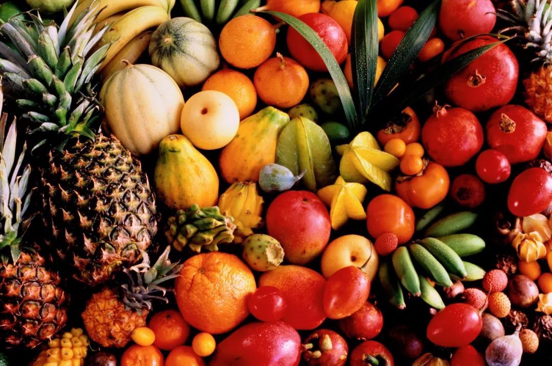 白心火龙果和猕猴桃哪个含糖量高,白心的火龙果和红心怎么分辨图文