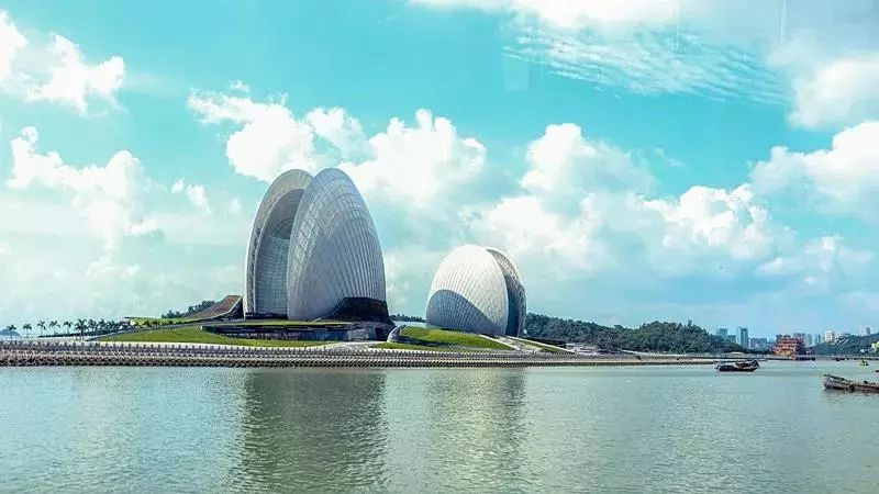 港珠澳大桥观光游轮180元,珠海游船观光港珠澳大桥