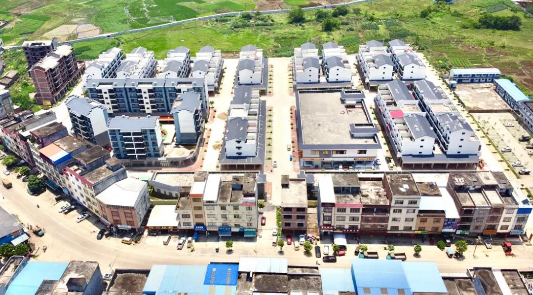 这个村子真美图片,村子里的风景真美