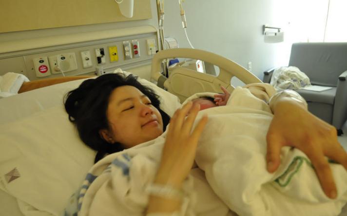 照顾新生儿宝宝的七大要素,照顾孕妇及新生儿