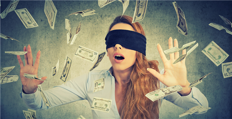 外贸公司银行账户被骗案例,外贸欺诈风险的防范要点