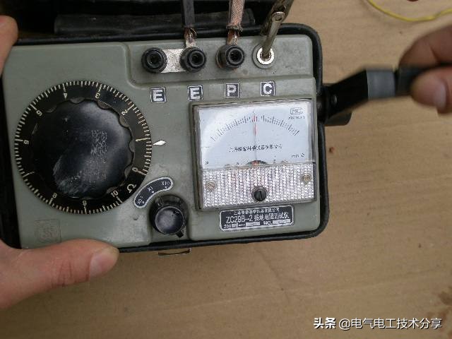 照明电线漏电是什么原因,灯线漏电怎么快速查找原因