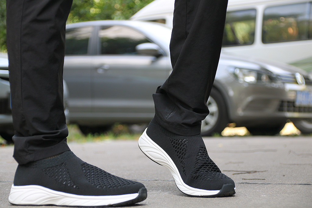 小米鞋子最新款,小米有品里的跑步鞋