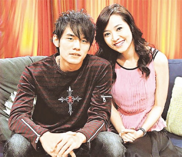 两位富豪共享*妇情**，“绿茶妈妈”林月云上位史，太精彩了