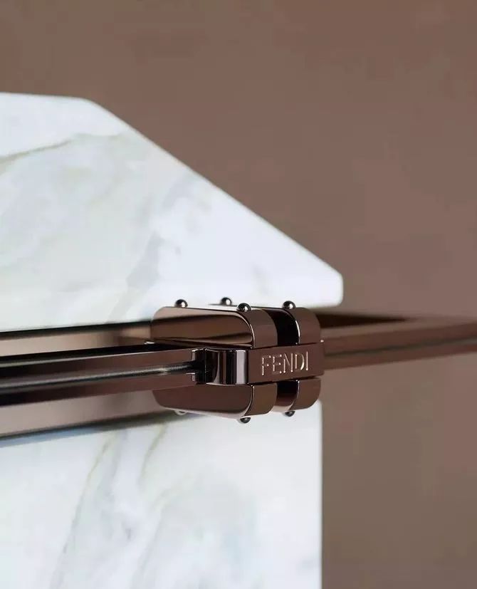 橱柜台面用大理石好还是石英石好,橱柜大理石台面宽度标准