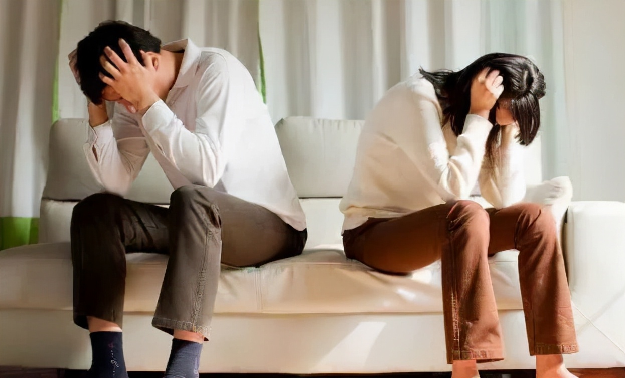 男子写80页ppt救爱情却离婚,男子交5800元后续