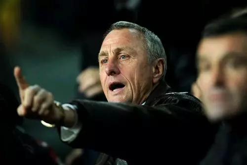 昙花一现的足球球星克鲁伊夫,世界足球传奇人物大全