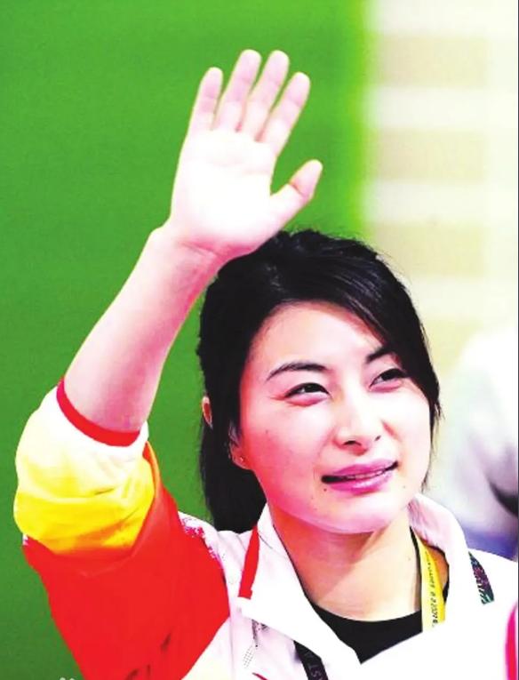 郭晶晶的退休金数目惊人,郭晶晶退役后是什么职位