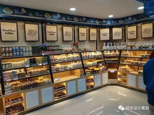 一组超市陈列图,超市肉品区陈列与摆放