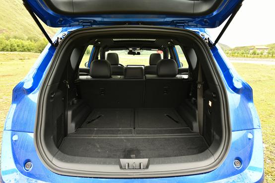 7年/15万公里超长质保，配15.6英寸大屏，风光580Pro的弱项在哪？