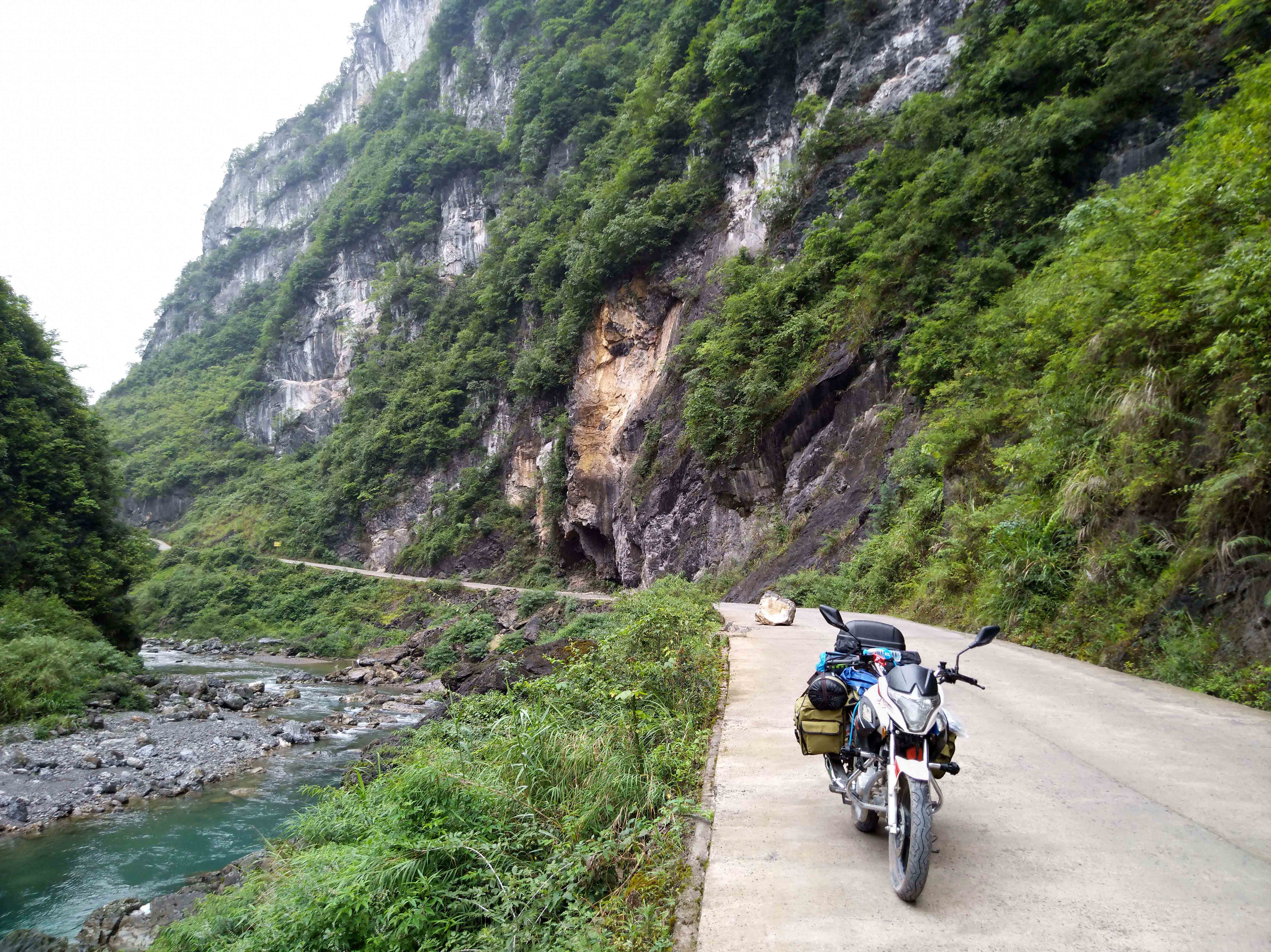 骑越野摩托车去西藏摩旅,摩旅川藏常见的摩托车
