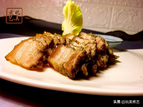 最好吃的咸猪肉做法,一蒸就特别好吃咸的猪肉