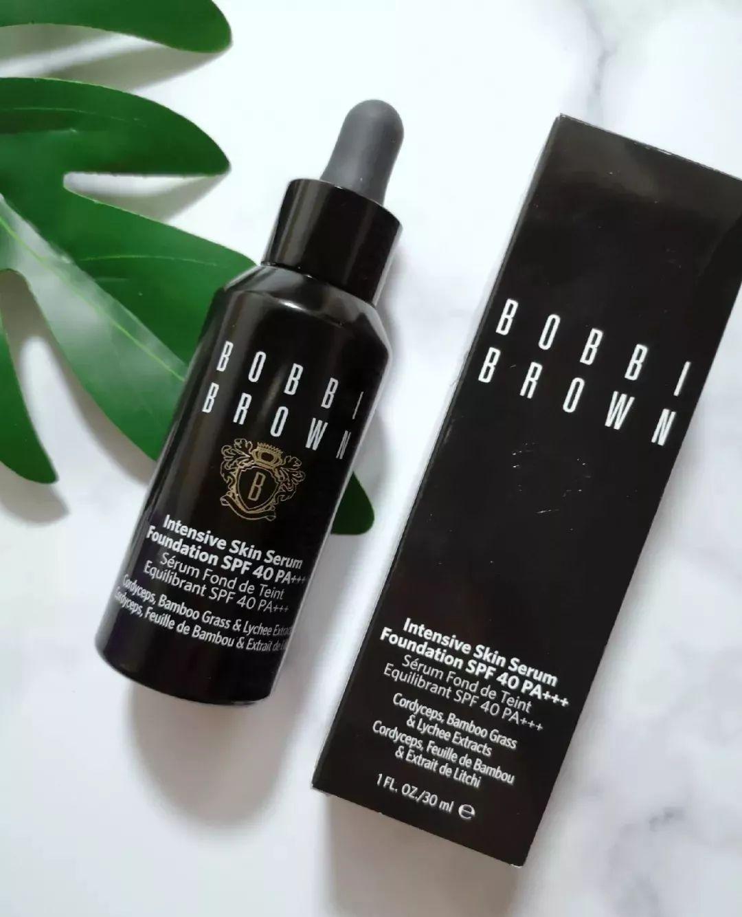 k妹推荐蜜粉饼,适合卡粉的粉底