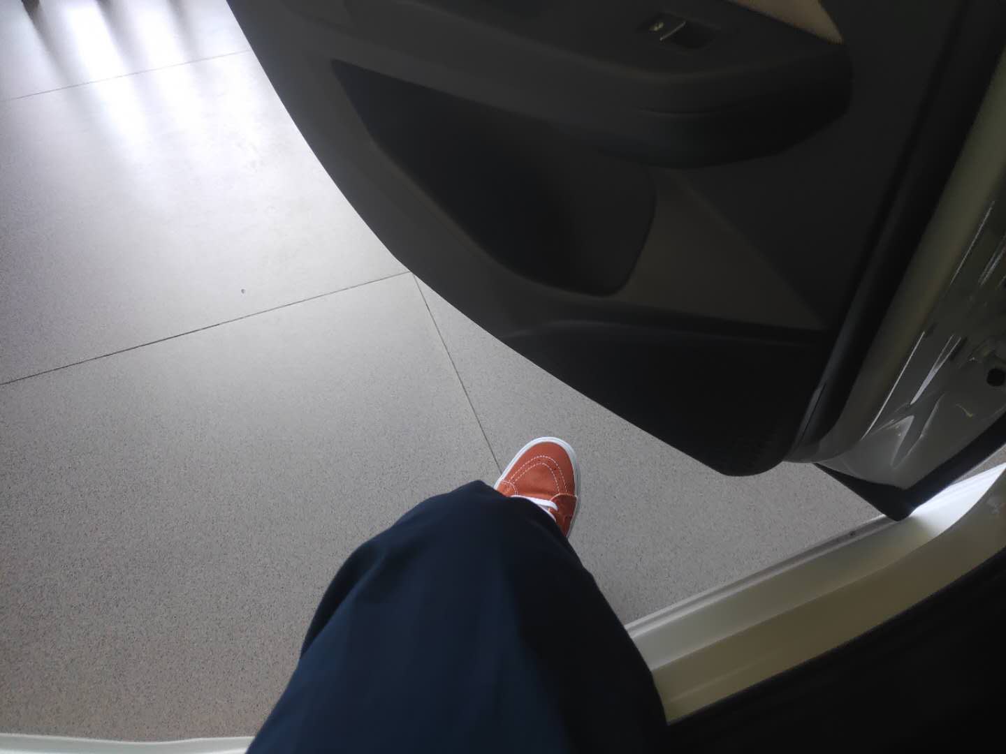 大众第八代高尔夫r-line,大众高尔夫新八代