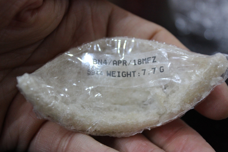 微商卖燕窝骗局,楼上即食燕窝代购真假对比