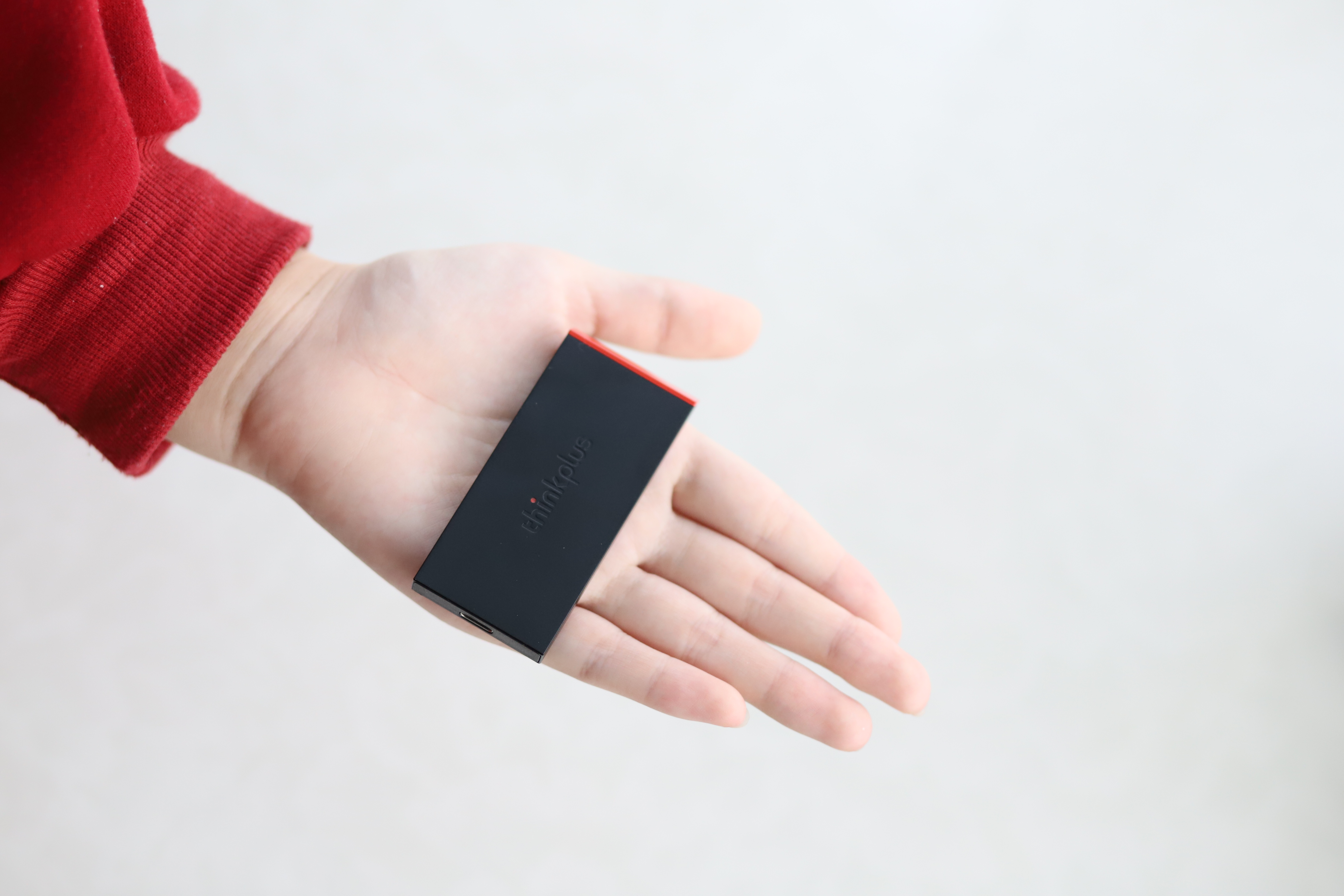 thinkplus2t移动固态硬盘测评,移动固态硬盘推荐thinkplus