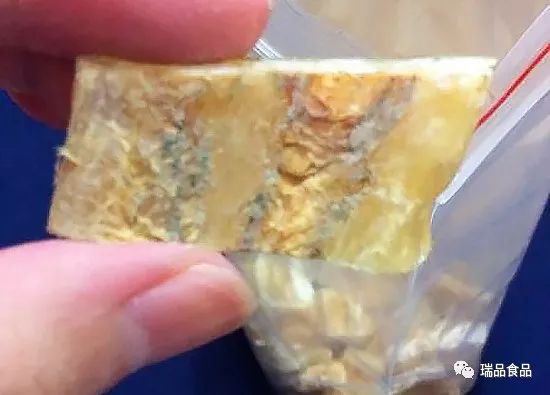 花胶放阴凉的地方还是干燥,买回来的花胶发霉是正常的吗