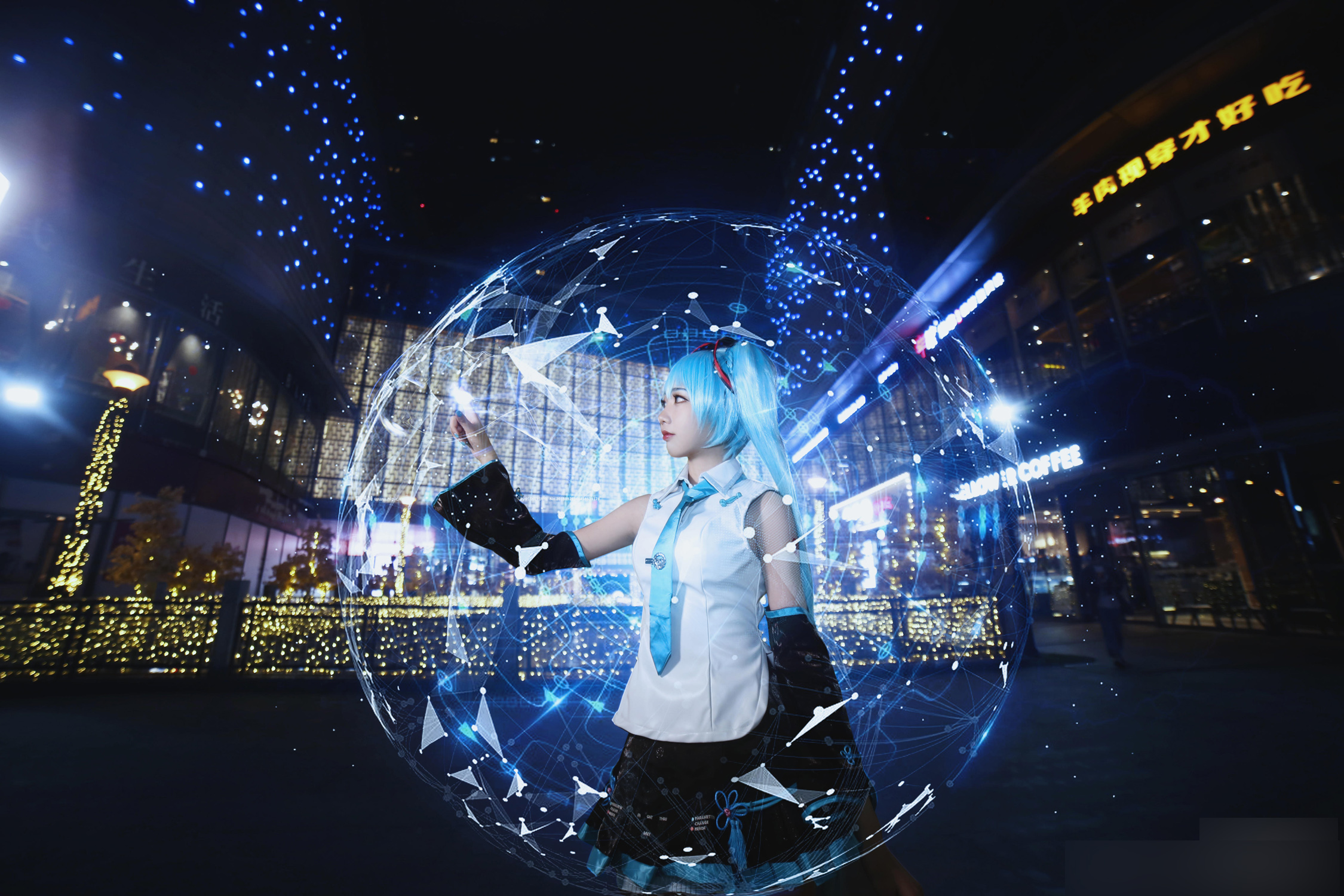 女coser初音未来,中国女孩cos初音未来在日本漫展