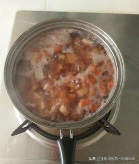 连州市东陂地道特色马蹄水饺做法,连州东陂马蹄美食