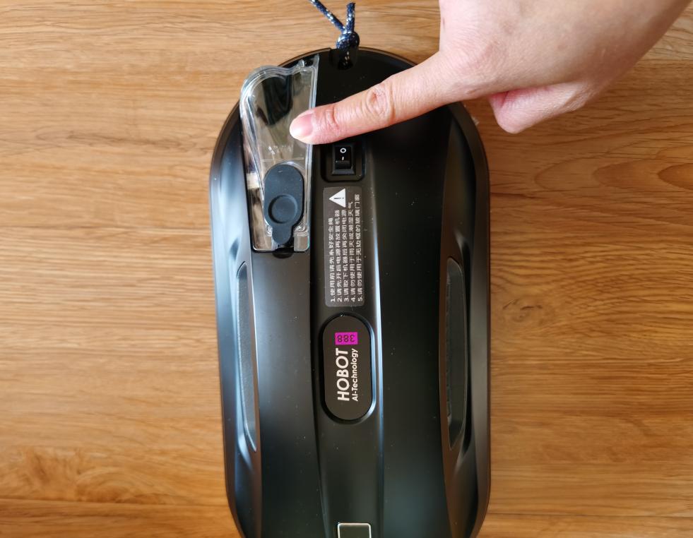 智能擦窗户机器人靠谱吗,科沃斯擦窗机器人880和920的区别