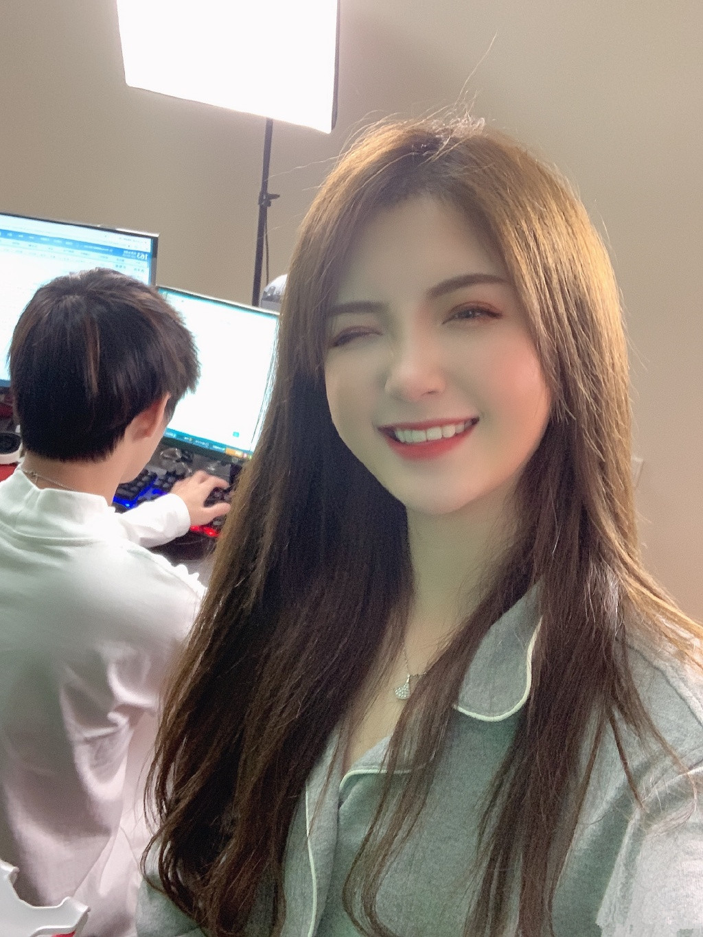 火箭少女101摩托车值不值得,火箭少女101机车