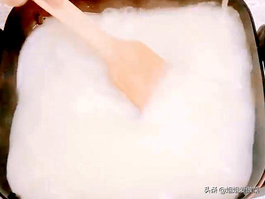 比布丁便宜太多！四川传统小吃凉糕，如何做去除碱味？