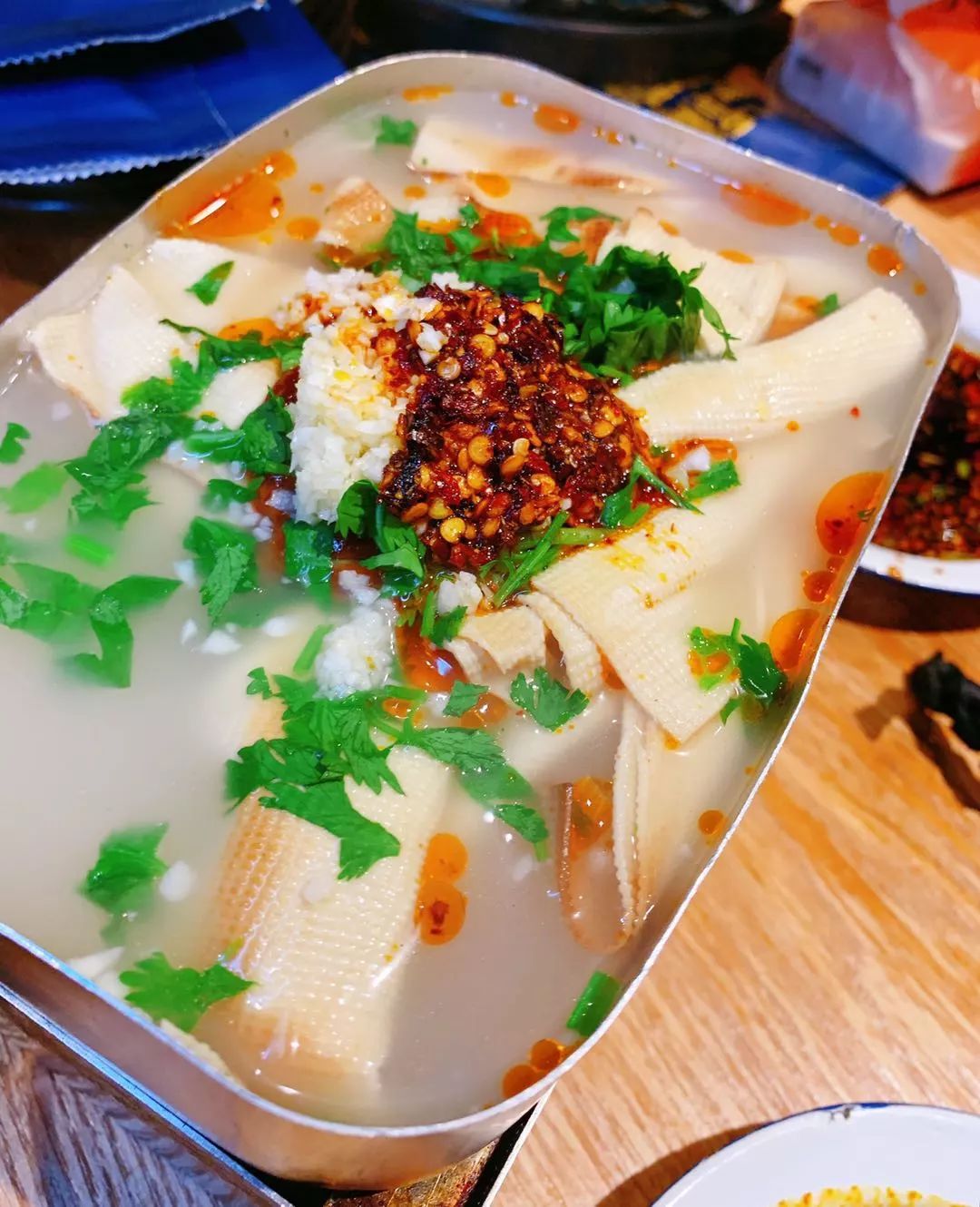 长春生蚝小龙虾,烧烤海鲜碳烤生蚝小龙虾