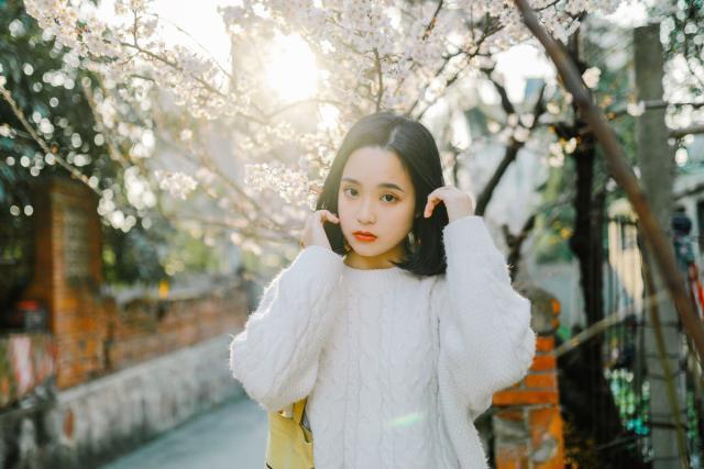 拍照有哪些好看的pose,学会这十个pose怎么拍照都好看